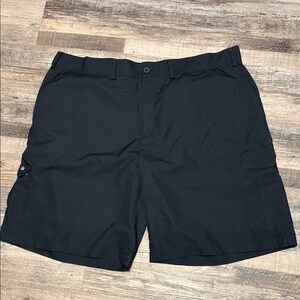 Under Armour Black Loose men’s shorts size 48